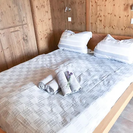 Gemuetliche In Niederpoyritz Mit Garten By Interhome * Δρέσδη